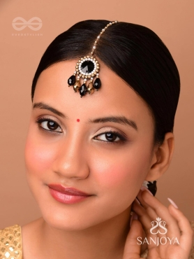 Angika - A Dramatic Sentiment - Stone, Beads And Glass Drops Hand Embroidered Maangtika