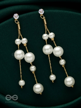 DREAMY DRIZZLING PEARLS - GOLDEN EMBELLISHED EARRINGS 