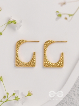 A Pixel Play - Golden Stainless Steel Earrings With Anti-Tarnish Coating