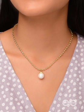 Darling Droplet - Pearl  Pendant