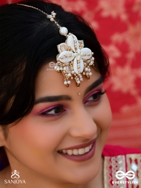 Jalkam- The Shell Cluster- Mirrors, Shells And Beads Hand Embroidered Maangtika