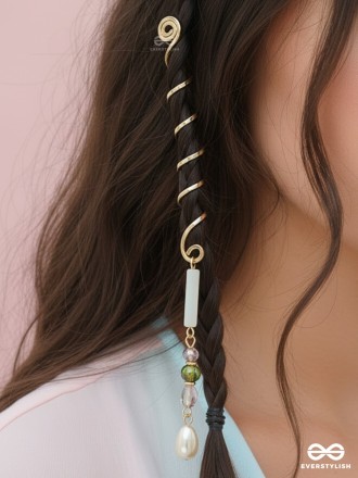 SAGE PEARL - SPIRAL BRAIDLET WITH GREEN BEAD AND PEARL DROP