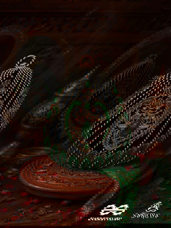 MEHREENA – OVAL DARK GREEN VELVET CLUTCH WITH INTRICATE HANDWORK AND GOLDEN METAL FRAME