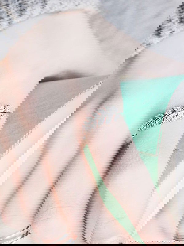 Lustrous  Leaves Adjustable American Diamond Ring