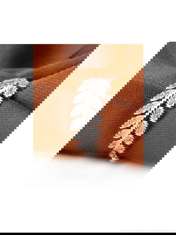 Lustrous  Leaves Adjustable American Diamond Ring