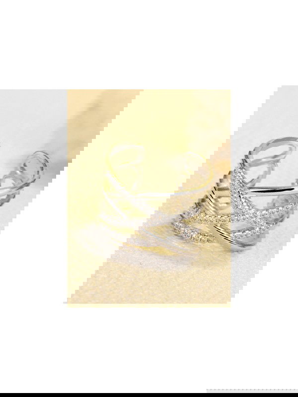 Ardent Crisscross Adjustable American Diamond Ring