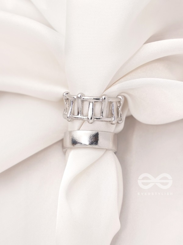 Twigs n Petal- Set of Two Silver Rings