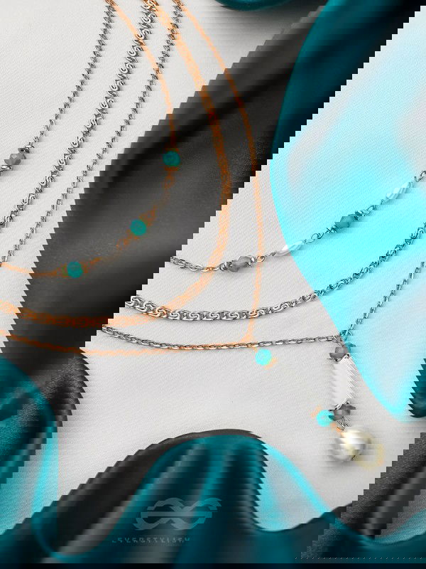 Heaven's Fall- Golden Embellished Necklace 