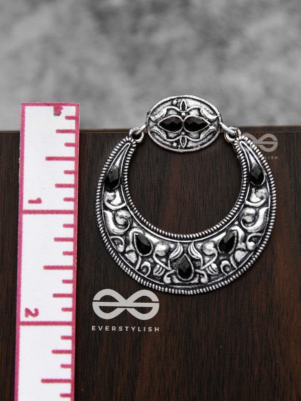 The Elegant Desire (Onyx Black) - Embellished Oxidised Earrings