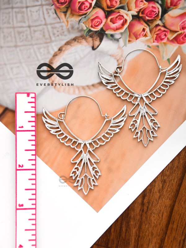 The Angel of Strength - Gorgeous Statement Earrings (Silver)
