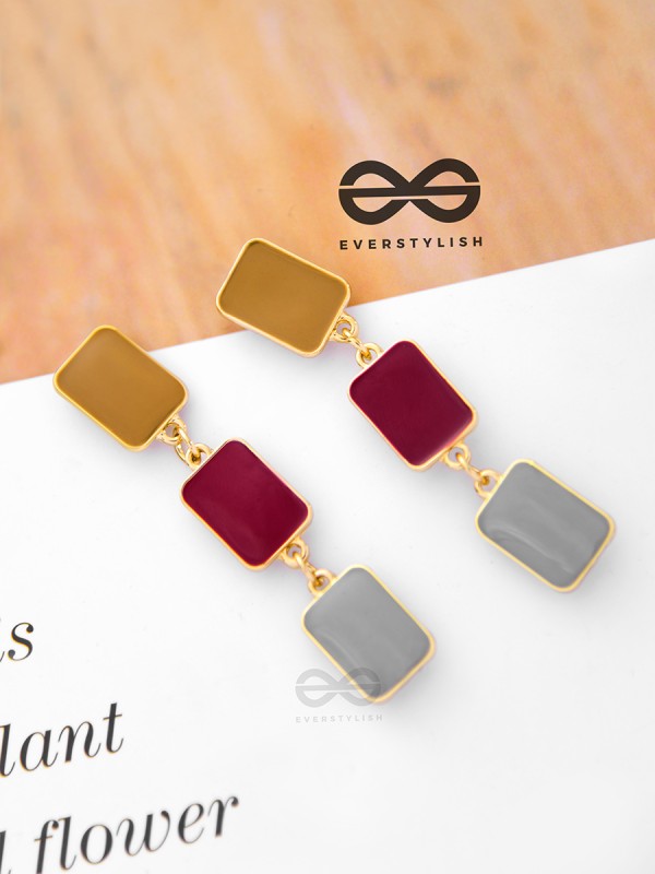 A Lesson of Elegance - Golden Statement Earrings