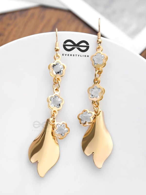 The Star Studded Shimmer - The Golden Charm Collection