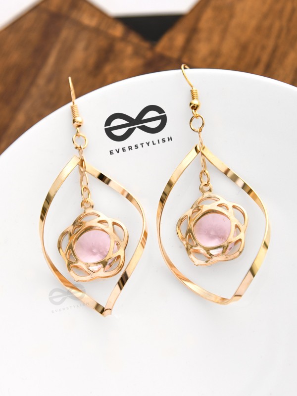 A Star-Studded Twist (Flamingo Pink) -  The Golden Charm Collection