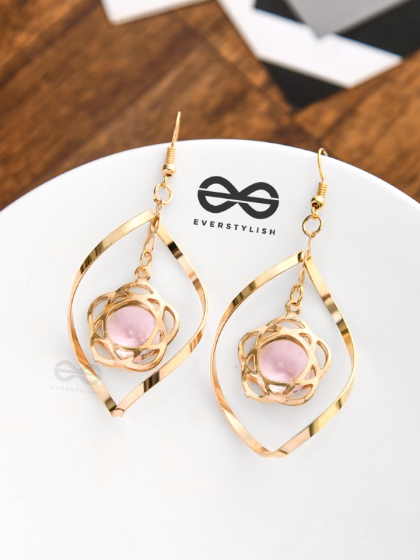 A Star-Studded Twist (Flamingo Pink) -  The Golden Charm Collection