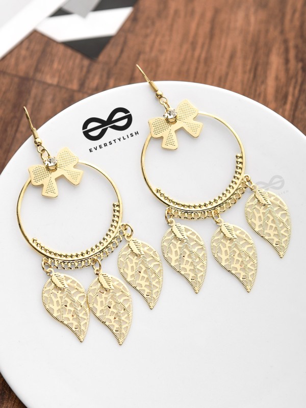The Playful Charm - Golden Light-weight Earrings