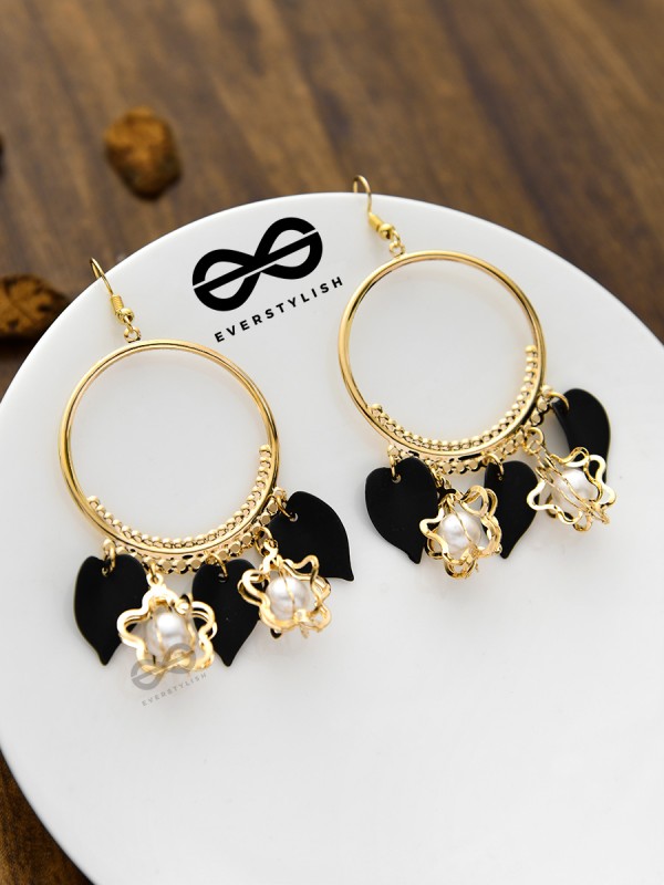 The Charming Allure - Golden Pearl Danglers