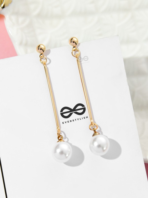 The Chic Dangling Pearls - Casual Golden Earrings
