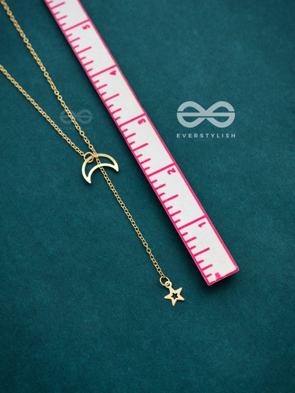 Wrapped In The Night-Sky - Golden Neckpiece With Anti-Tarnish Coating 