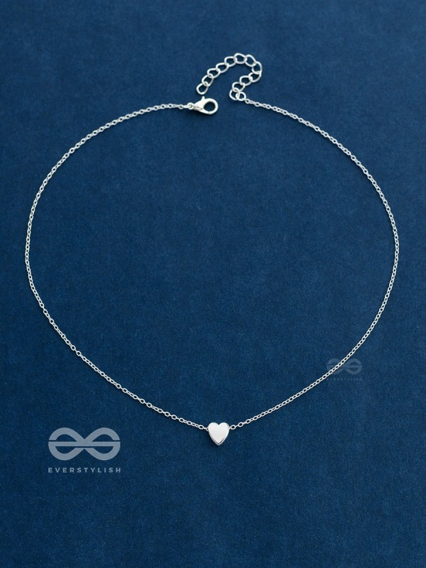 The Dainty Heart Neckpiece - Silver