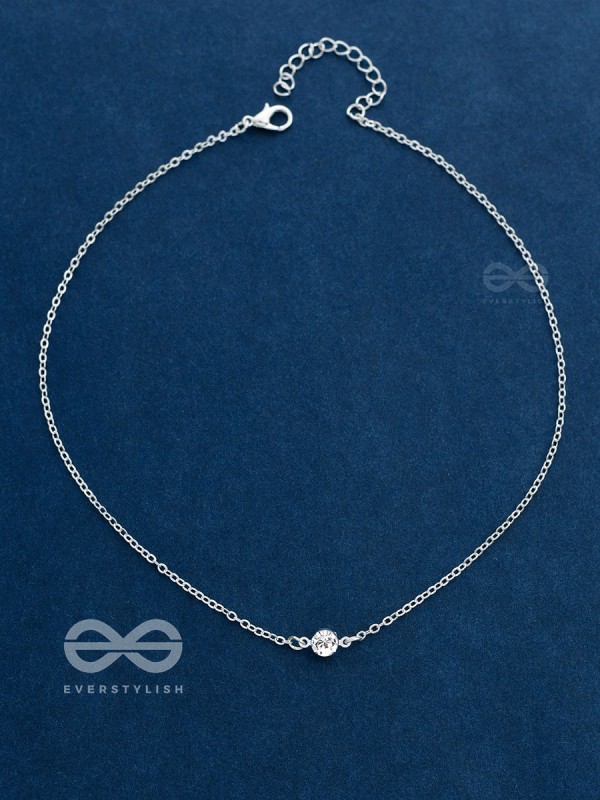 The Dainty Shimmer Neckpiece - Silver