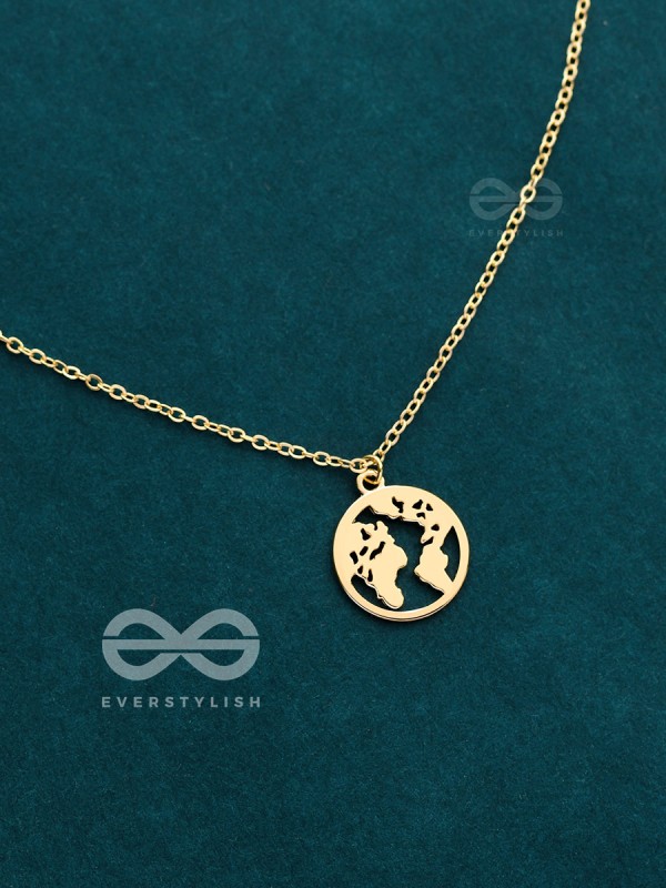 Citizen Of The Globe - Statement Golden Neckpiece With Anti-Tarnish Coating 