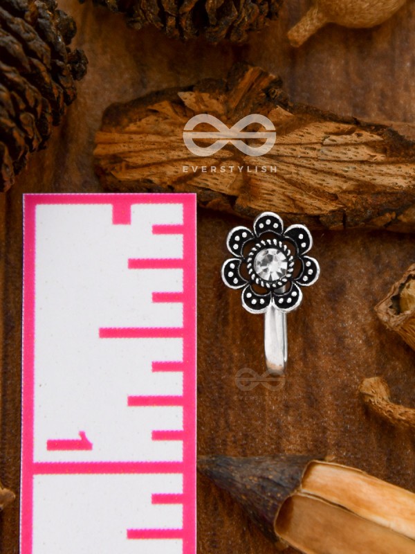 The Floral Delight - Embellished Non-pierced Nosepin (Shimmery White)