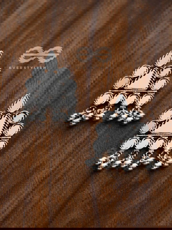 Simply a Class Apart - Gorgeous Statement Mirror Neckpiece And Earrings Set