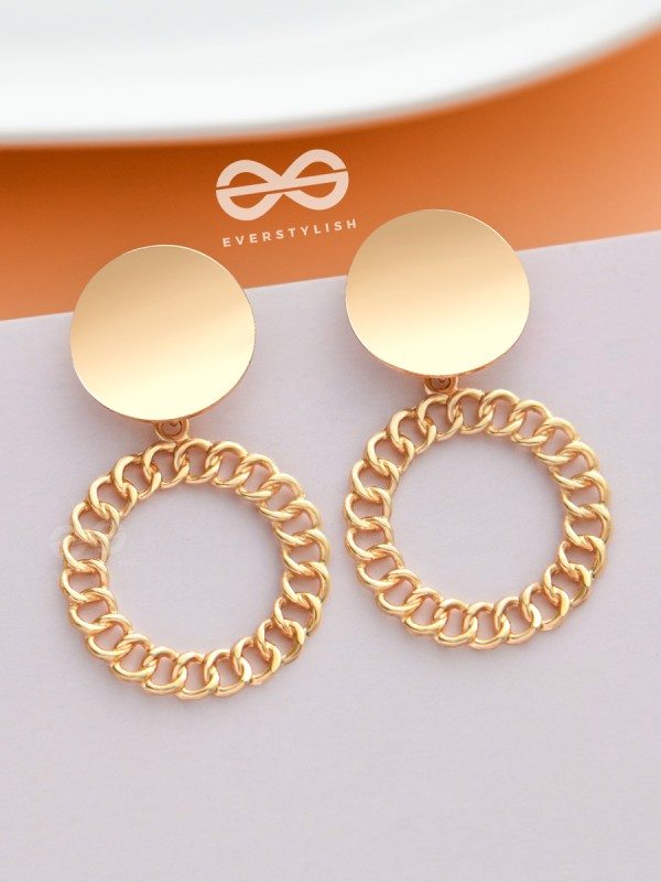 The Links of Glamour - Golden Statement Earrings