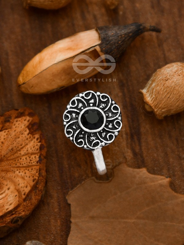 The Embellished Whirlwind - Oxidised Non-pierced Nosering (Black)