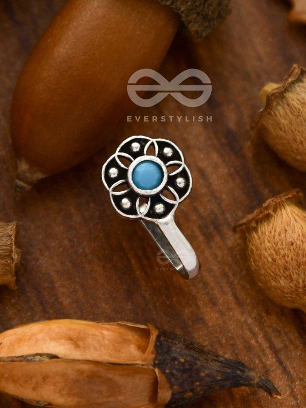 The Flower of Ikigai- Oxidised Non-pierced Nosering(Sky Blue)