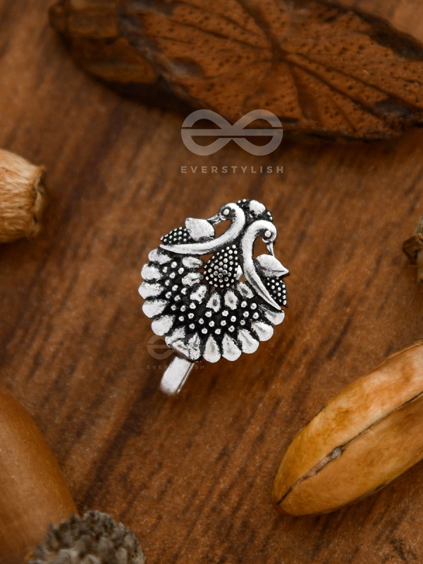 The Artsy Peacocks - Non-Pierced Boho Nosering