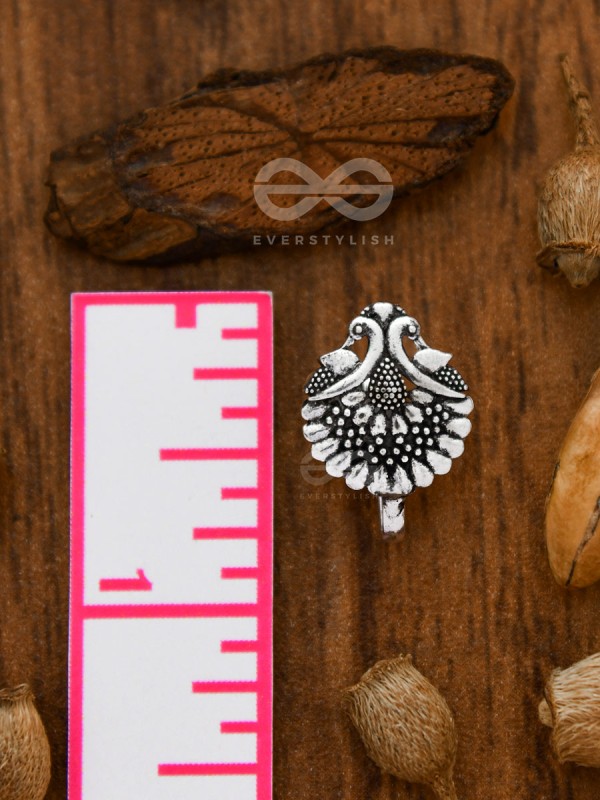 The Artsy Peacocks - Non-Pierced Boho Nosering