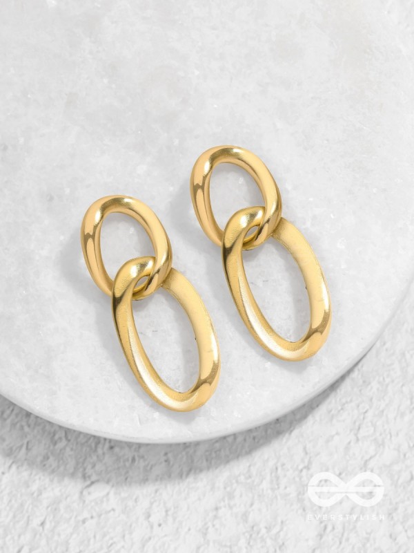 Delicate Interwined Gold Chain Dangler Earrings