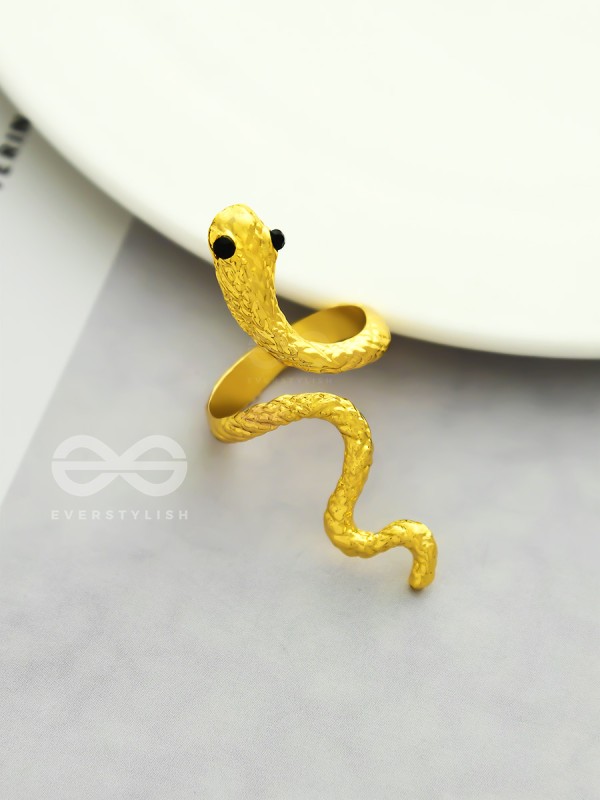 The Golden Serpent - Adjustable ring