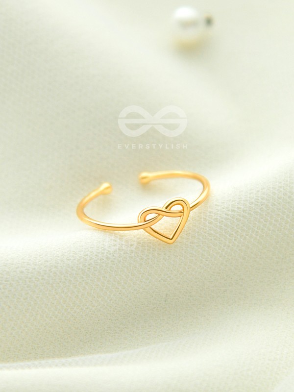 The Tangled Heart - Golden Adjustable Ring