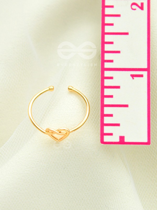 The Tangled Heart - Golden Adjustable Ring