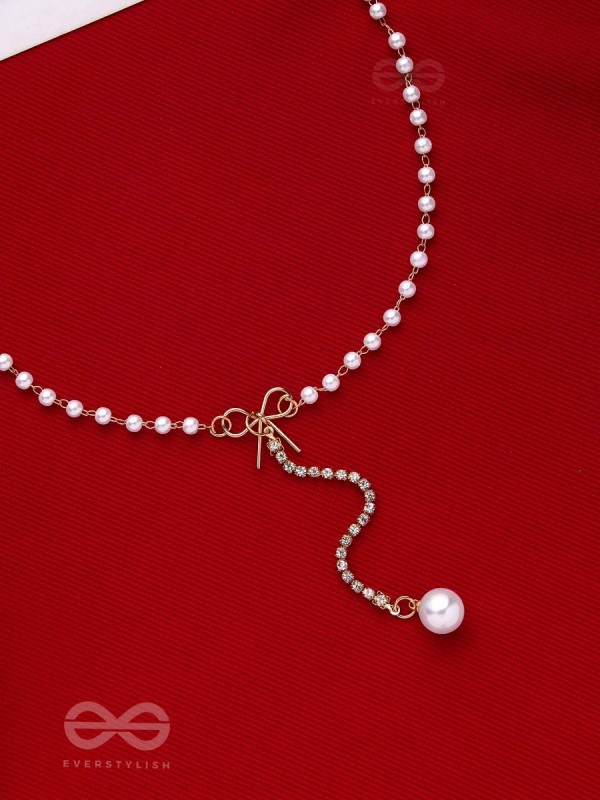 WEAR ME KNOT! pearl and bow detailed necklace