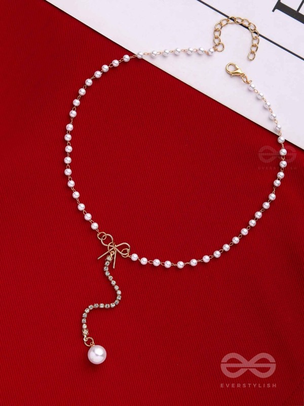 WEAR ME KNOT! pearl and bow detailed necklace