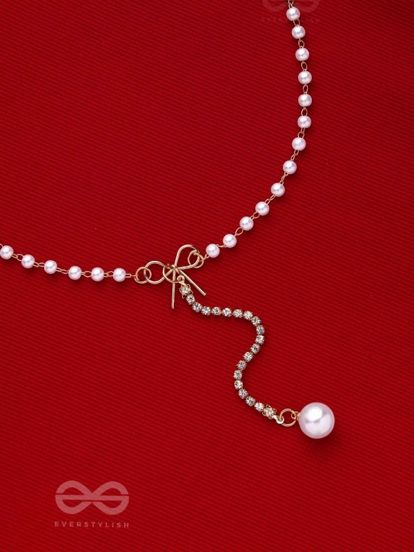 WEAR ME KNOT! pearl and bow detailed necklace
