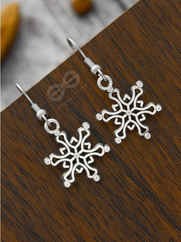 The Snazzy Snowflakes - Tiny Trinket Earrings