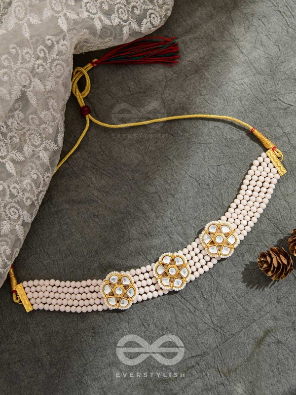The Classy Elegance - Set of Statement Choker and Studs (Naive Peach)