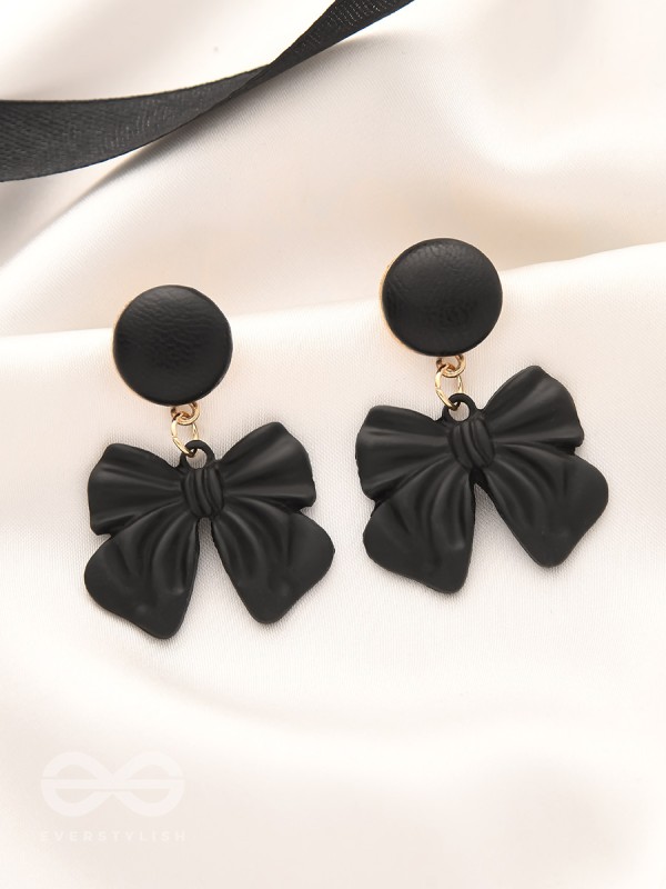 Take a Bow - Statement Earrings (Black)