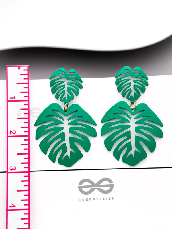 Leaves of Love - Casual Statement Earrings