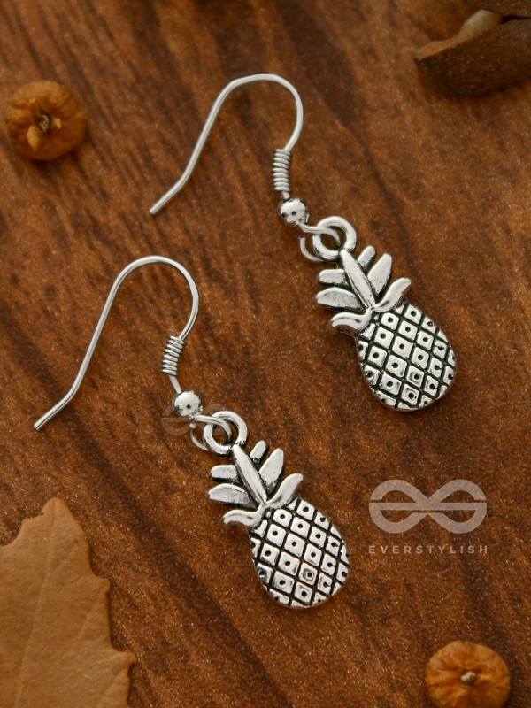 Quirky Miss Hawaiian - Tiny Trinket Earrings