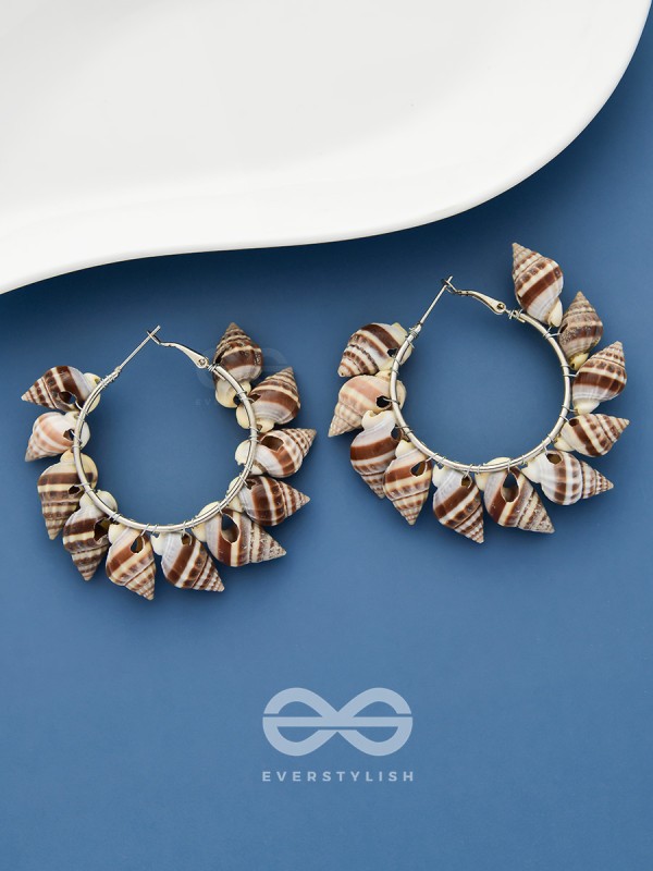 I take the Beach with me - Statement Shell Hoops