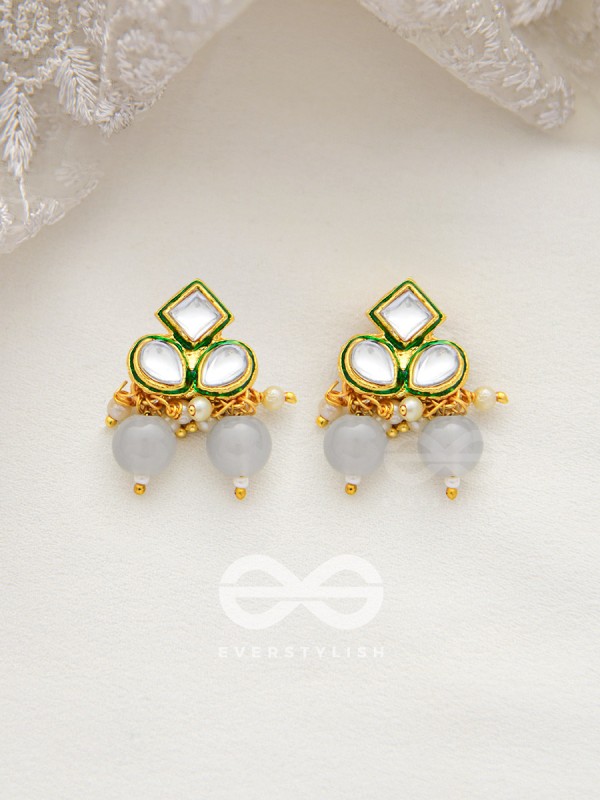 The Magical Mystique - Set of Statement Earrings and Choker (Grey)