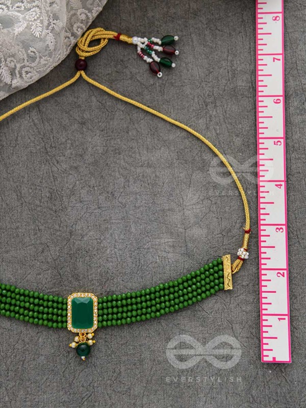 The Mystical Magnificence - Set of Statement Choker And Earrings (Forest Green)