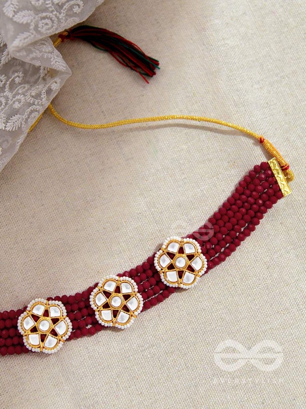 THE CLASSY ELEGANCE - SET OF STATEMENT CHOKER AND STUDS (Blood red)