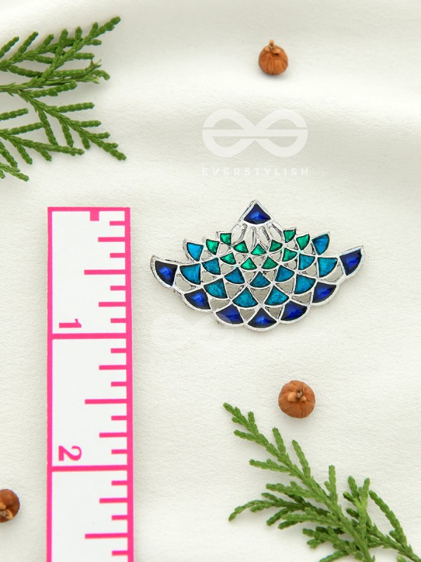 The Waves of Ocean - Exquisite Enamelled Earrings