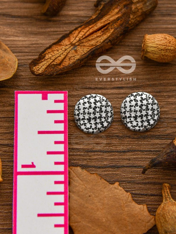 Little Carved Star Buttons - Tiny Trinket Earrings